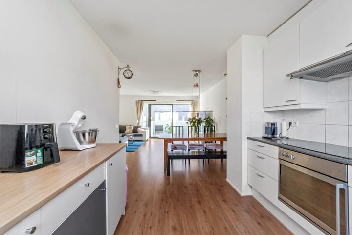 Foto 11 van Van Pomerenvaart 12