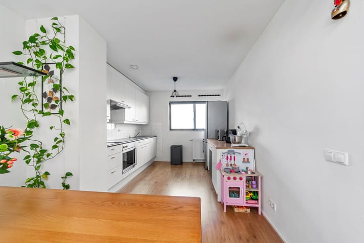 Foto 13 van Van Pomerenvaart 12