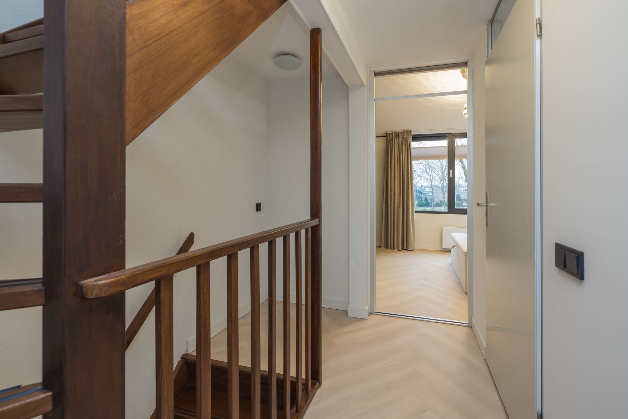 Foto 21 van Aert van Neslaan 70