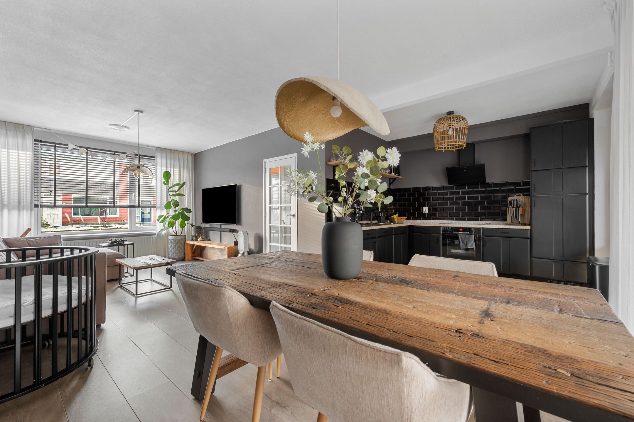 Foto 12 van Voeghoutenstraat 49