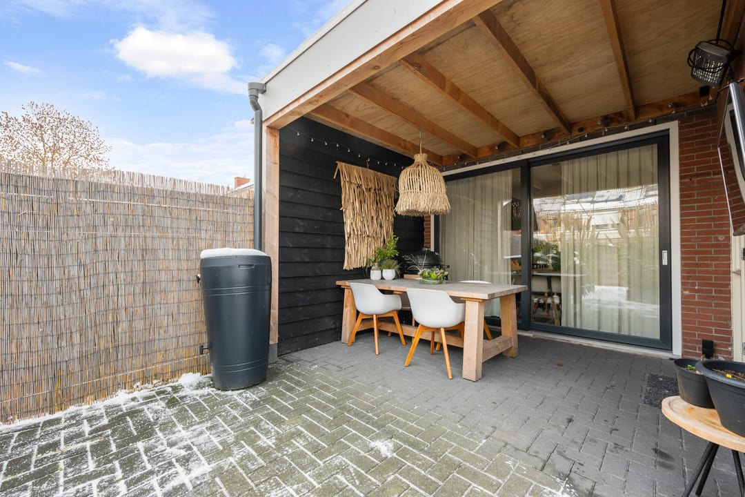 Foto 32 van Voeghoutenstraat 49