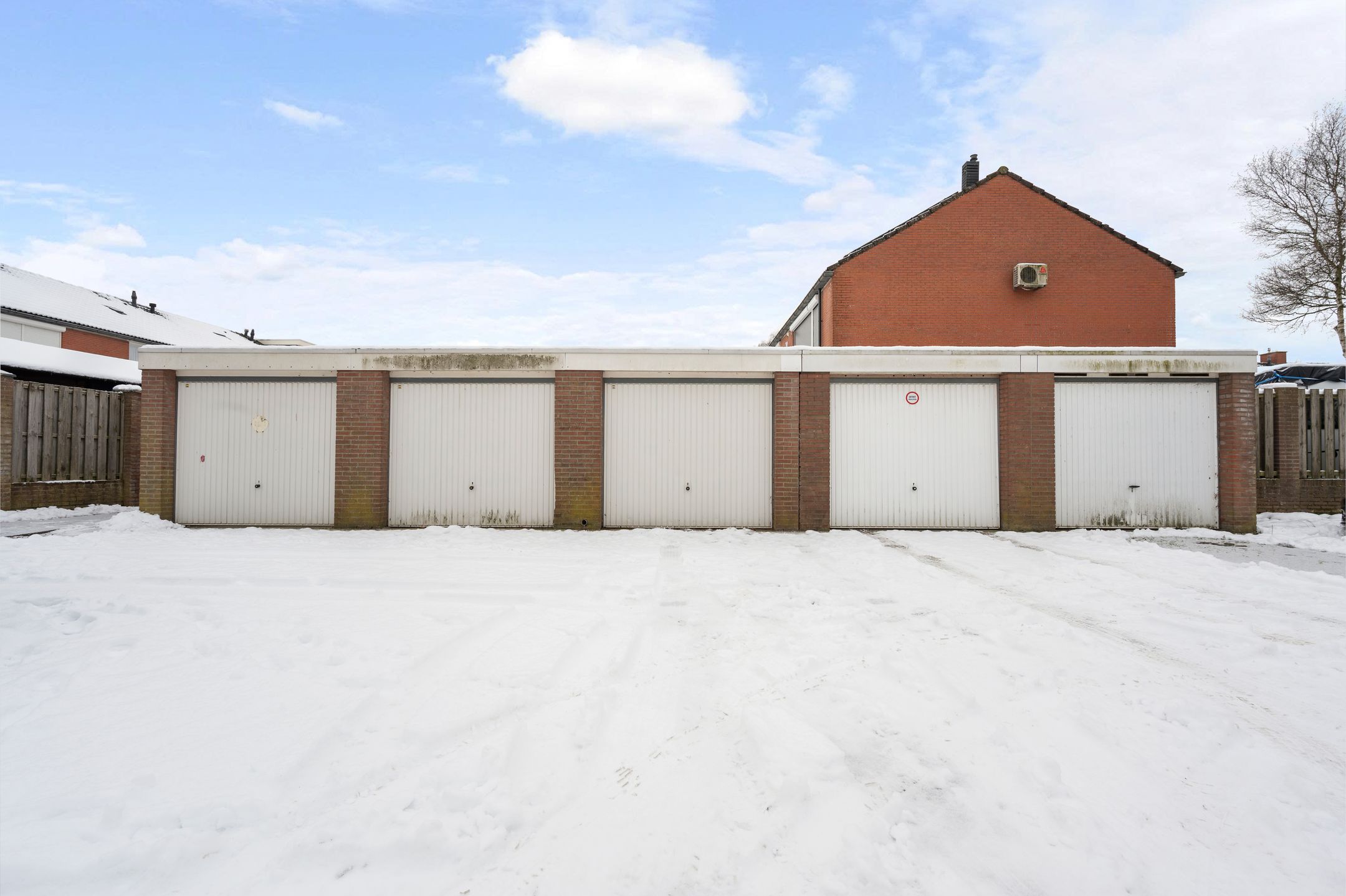 Foto 39 van Voeghoutenstraat 49