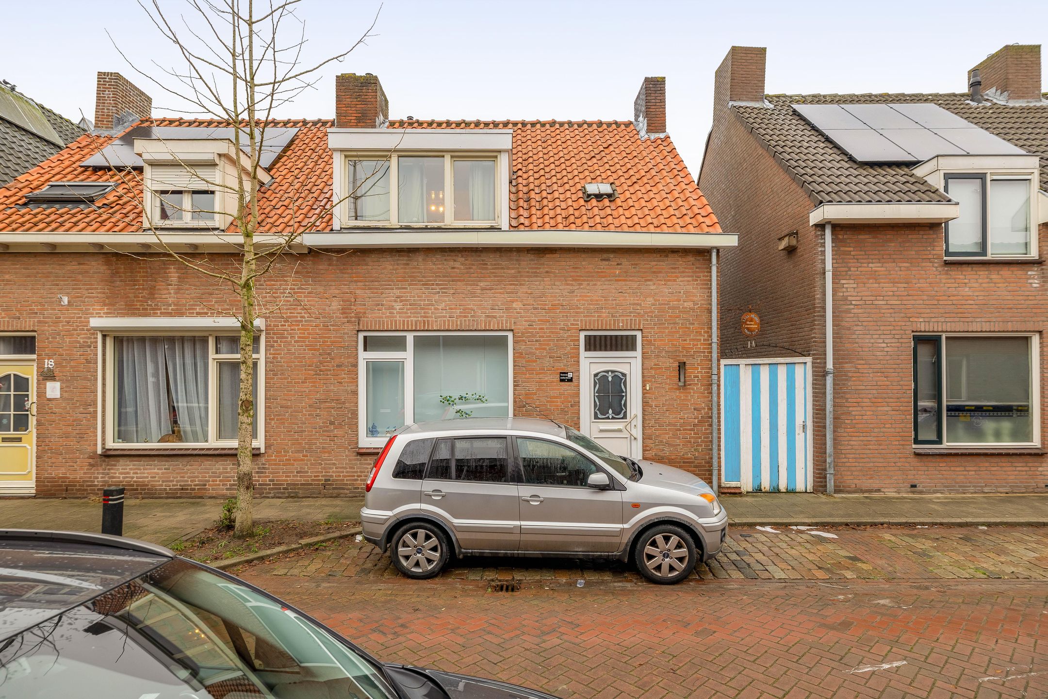 Buying a house in The Netherlands., Lage Wipstraat 16