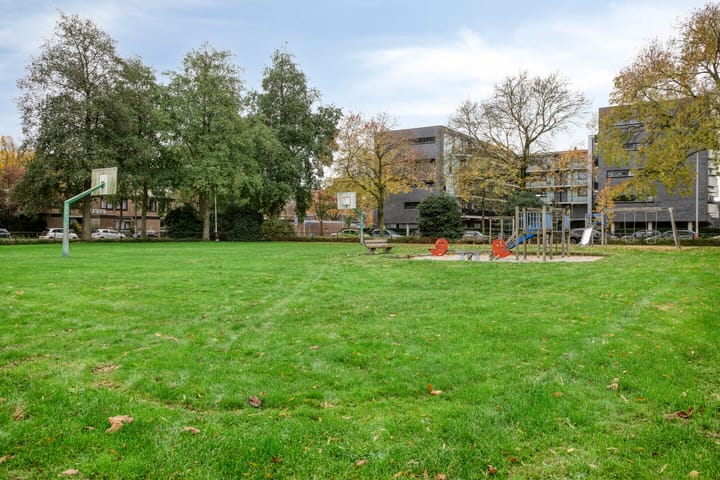 Foto 61 van Lenningenhof 10