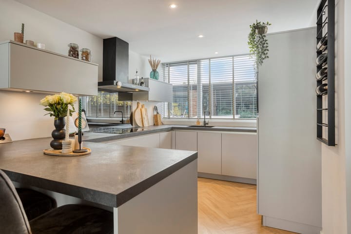 Foto 10 van Lenningenhof 10