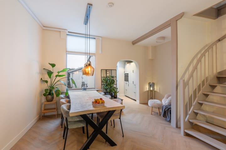 Foto 12 van Oosterstraat 81