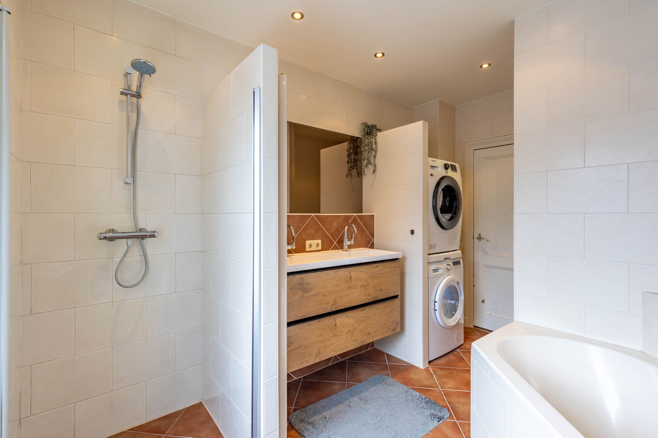 Foto 12 van Bredevoortsestraatweg 32