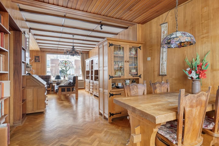 Foto 2 van Oostlaan 50