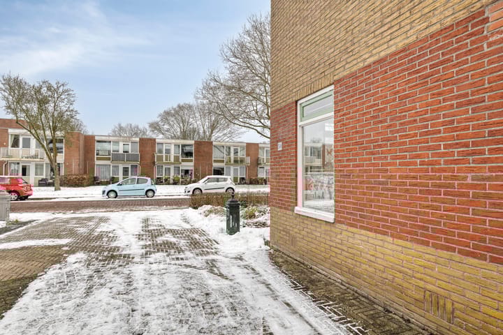 Foto 8 van Oostlaan 50