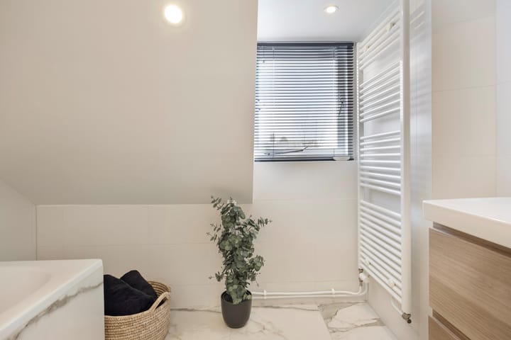 Foto 36 van Van Hamellaan 6