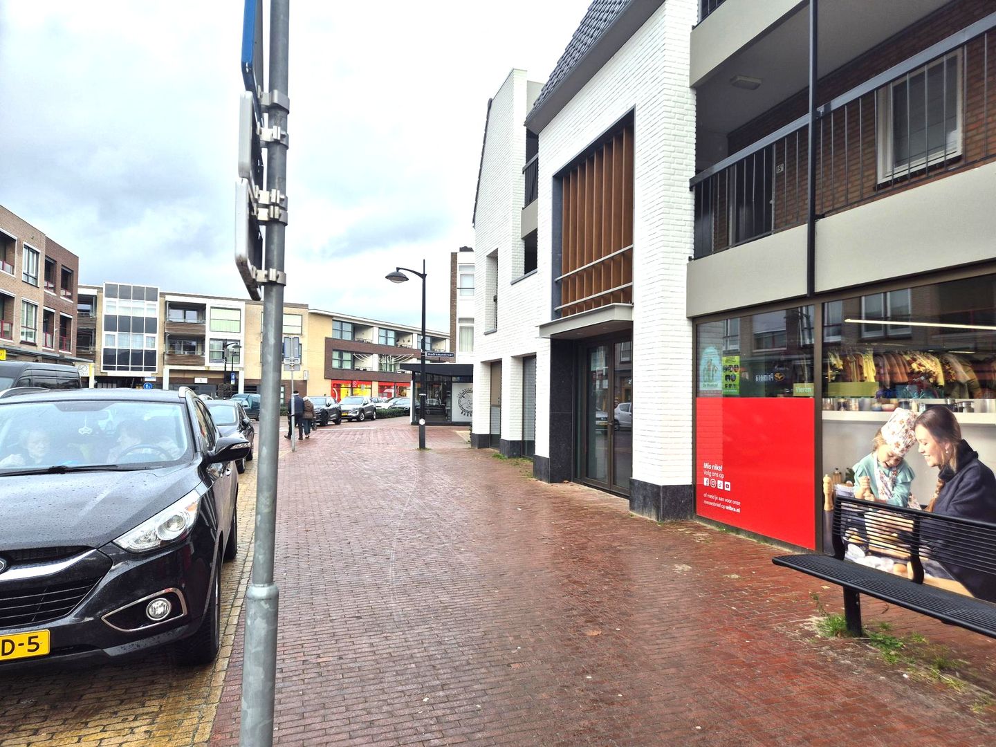 View photo 2 of Postelstraat 13