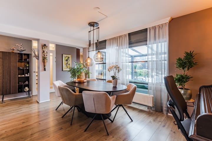 Foto 6 van Maasbommelstraat 36