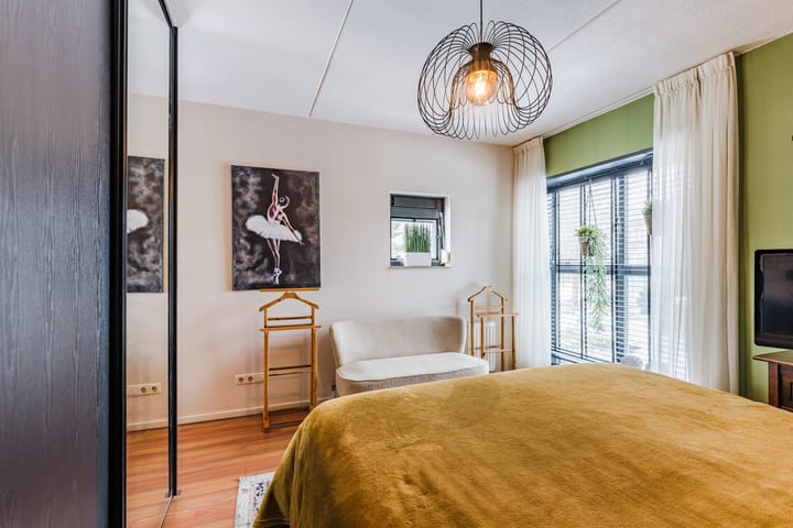 Foto 15 van Maasbommelstraat 36