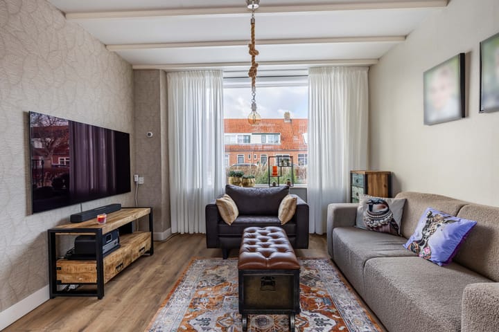 Foto 13 van Professor Camperstraat 16