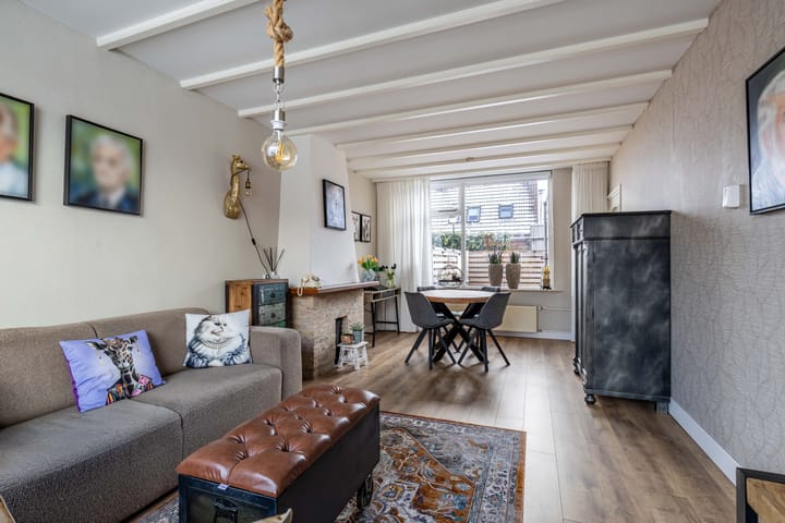 Foto 14 van Professor Camperstraat 16