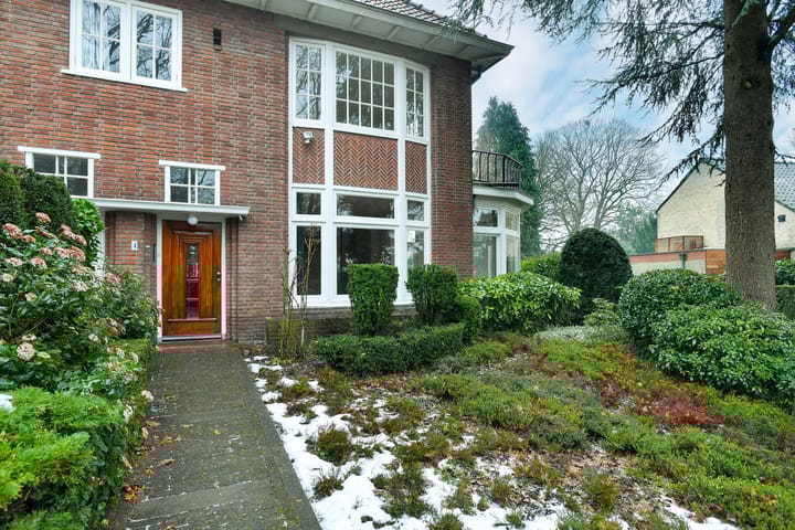 Foto 8 van Dillenburglaan 4