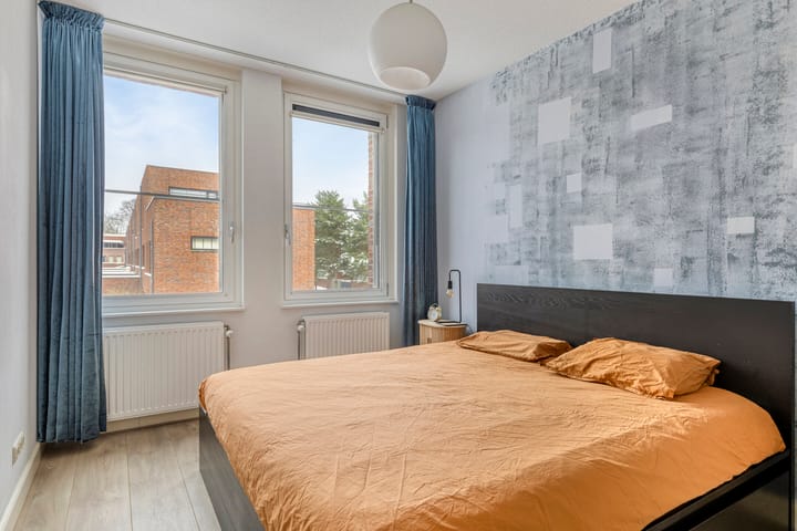 Foto 15 van van Maanenstraat 31