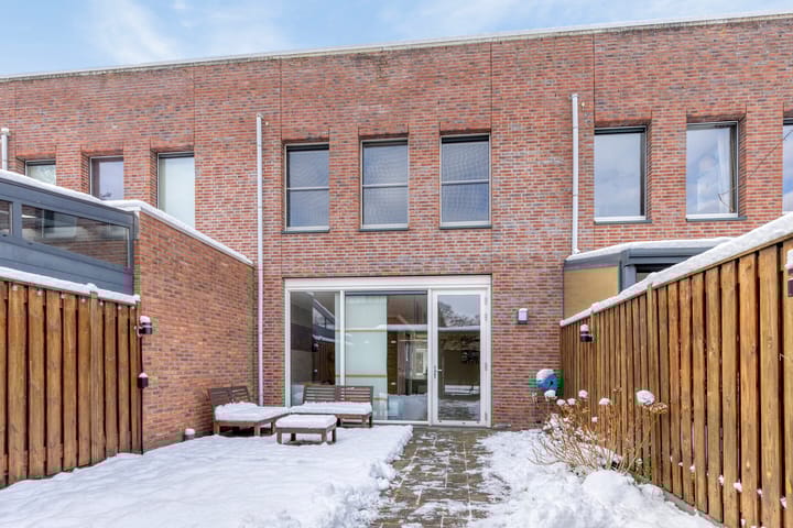 Foto 26 van van Maanenstraat 31