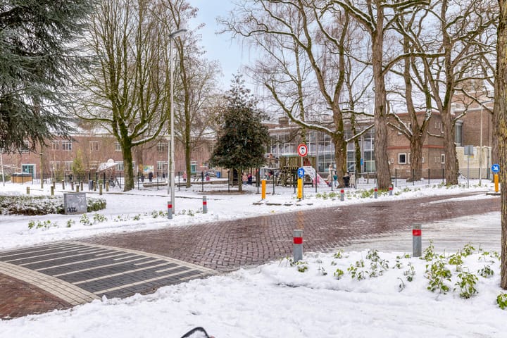 Foto 33 van van Maanenstraat 31