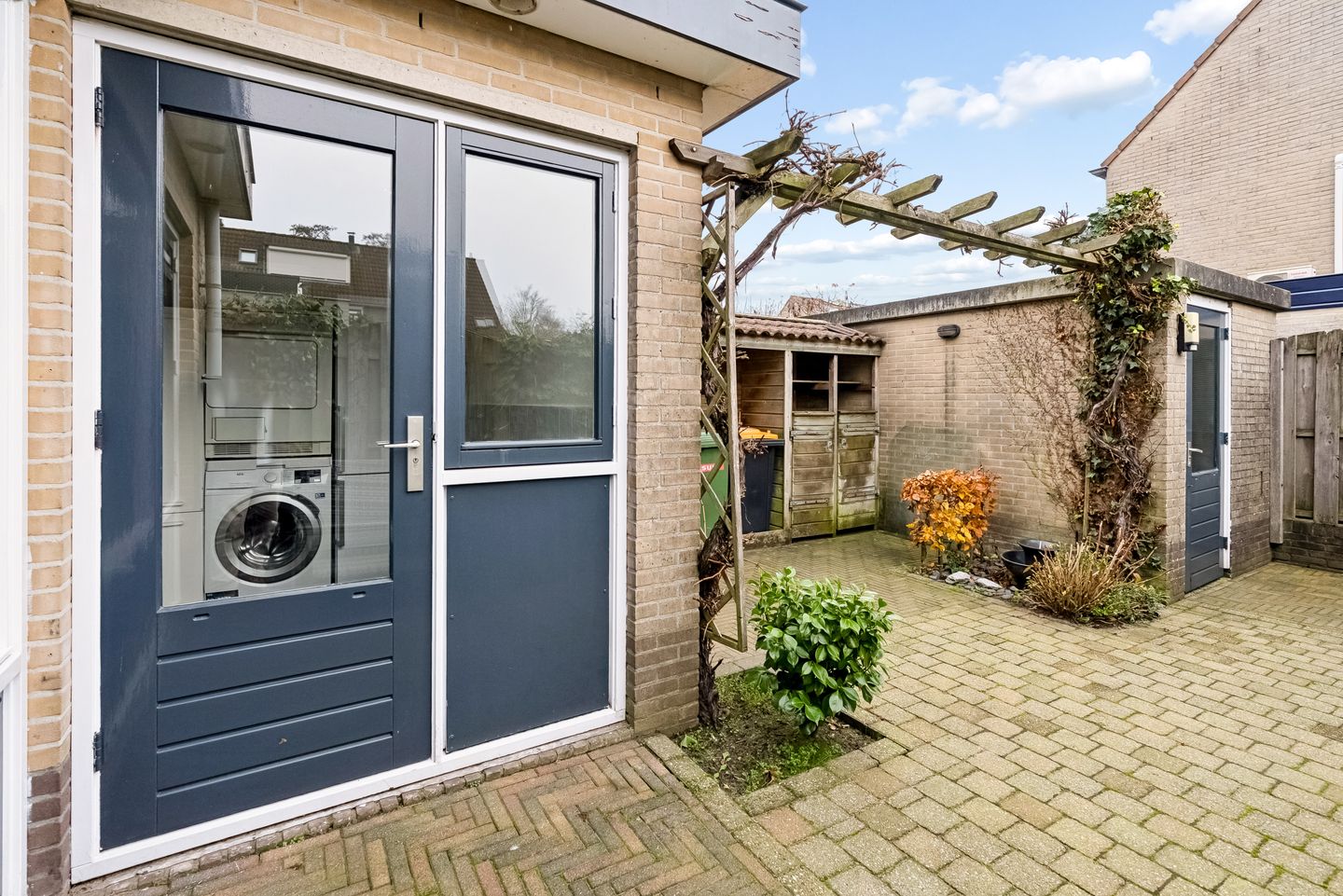 Photo 35 of Corlaerstraat 22