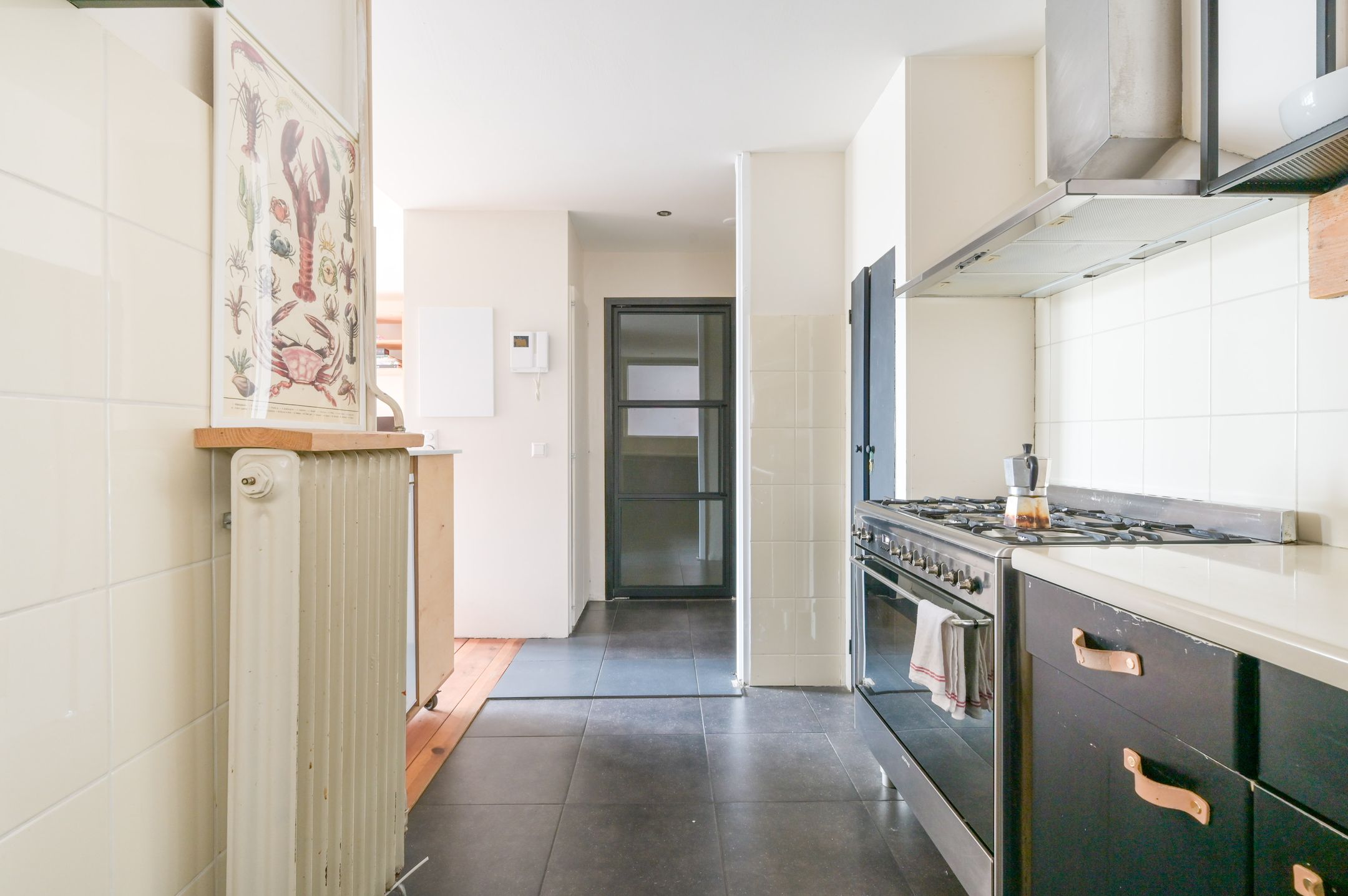 Photo 18 of Burgemeester Mooijstraat 22-D