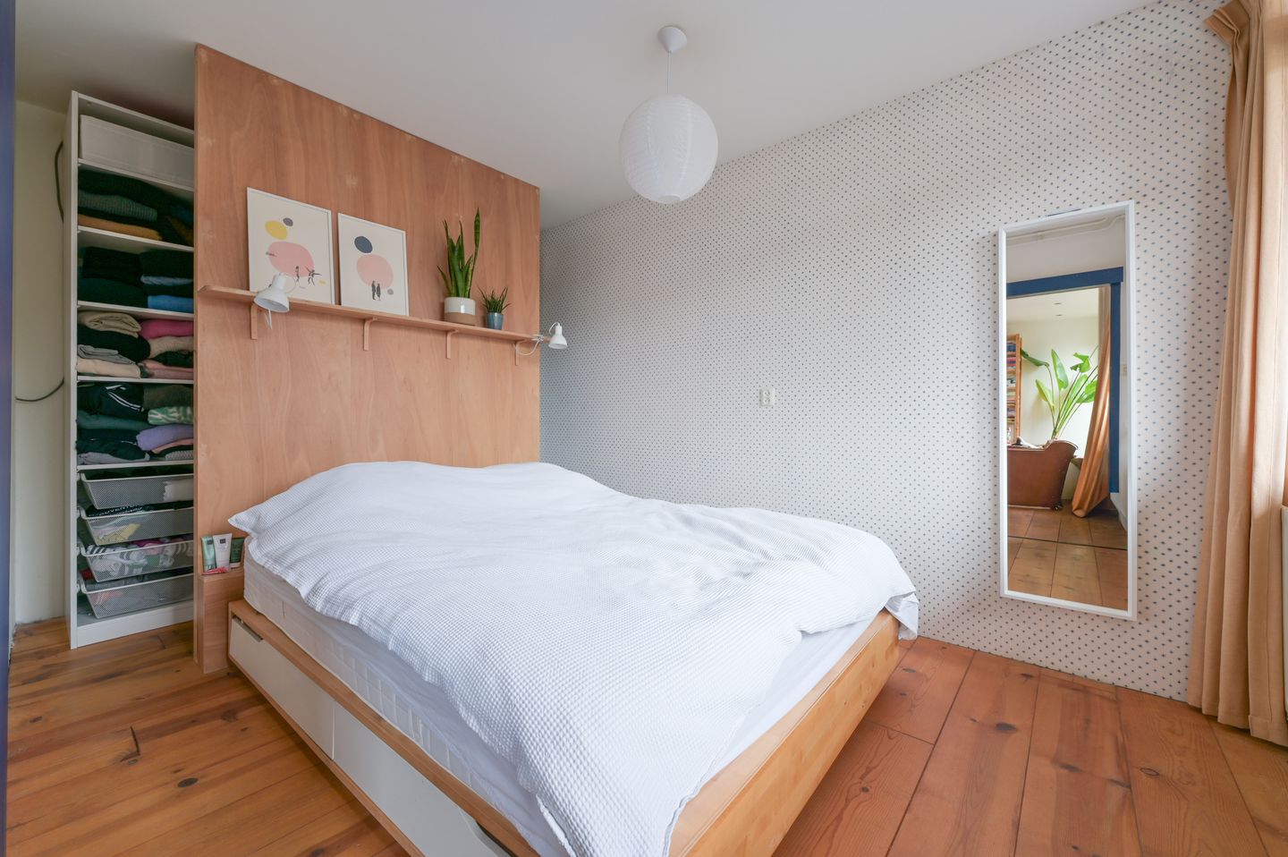 Photo 19 of Burgemeester Mooijstraat 22-D