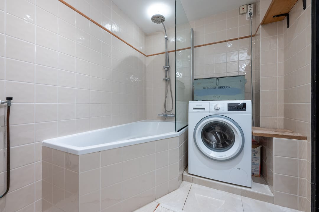 Photo 22 of Burgemeester Mooijstraat 22-D