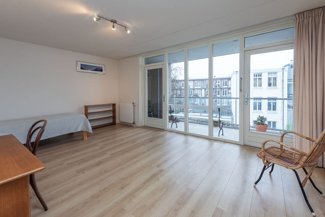 Photo 11 of Rapenburgerstraat 101-D