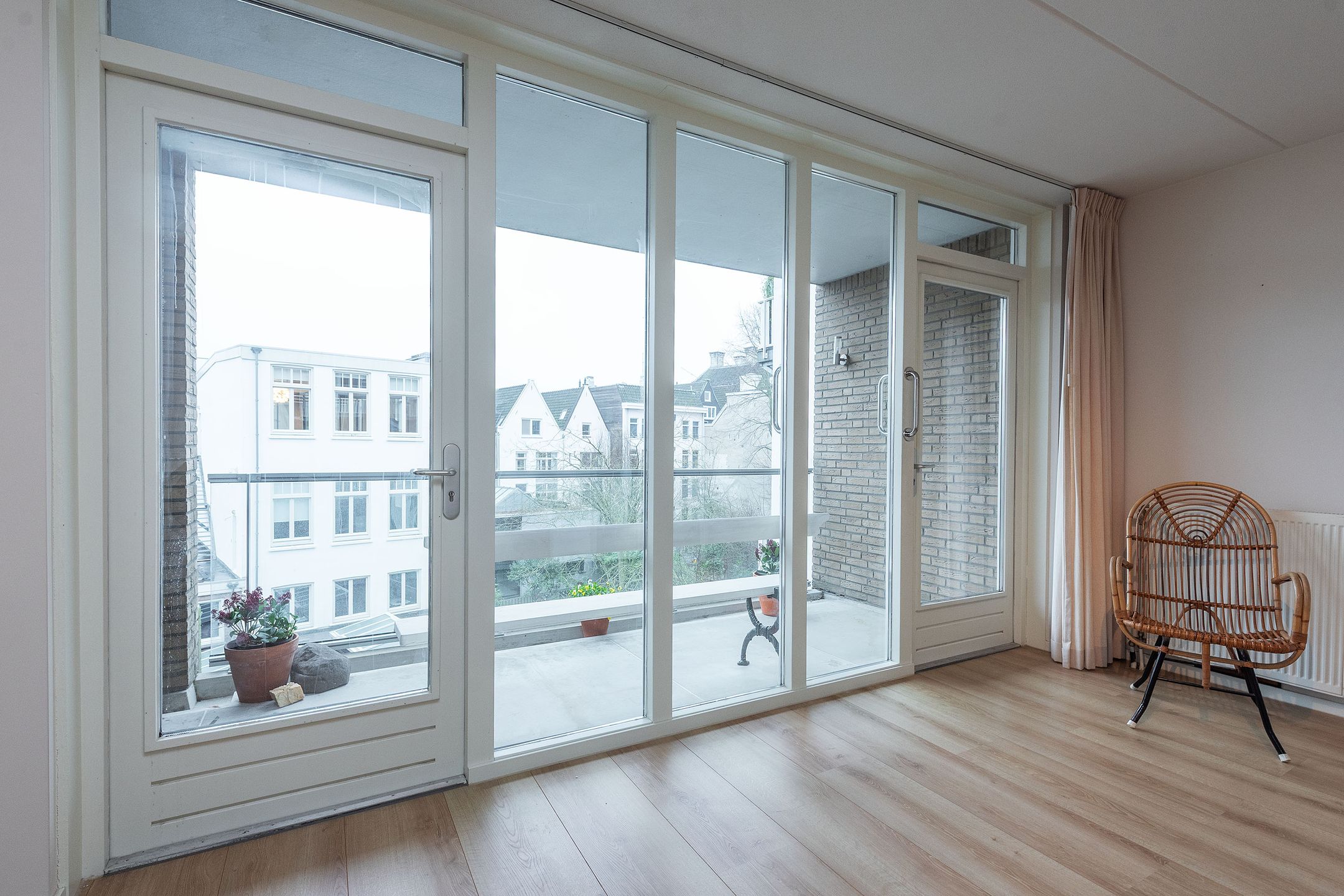 Photo 12 of Rapenburgerstraat 101-D