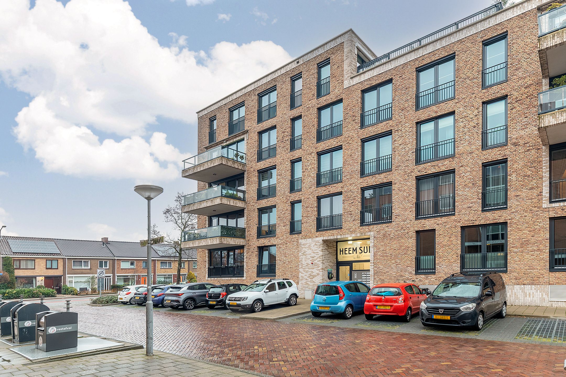 Buying a house in The Netherlands., Raadhuisstraat 278