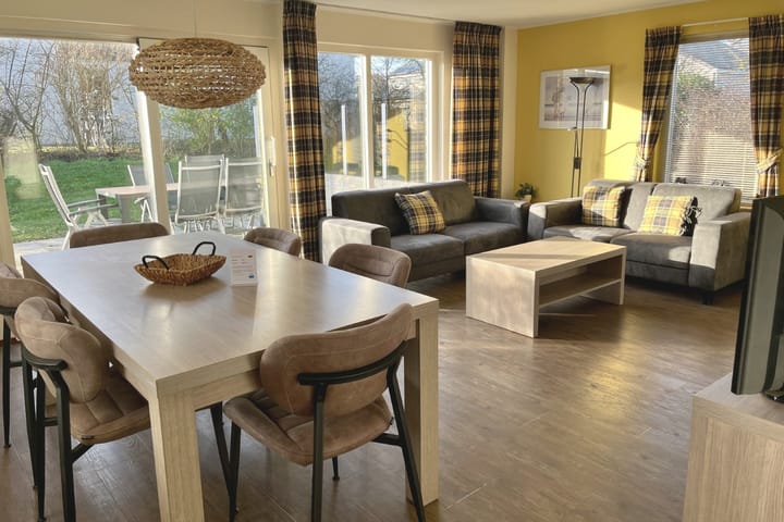 Foto 12 van Stappeland 185