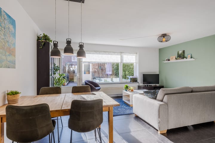 Foto 2 van Santpoortplein 44