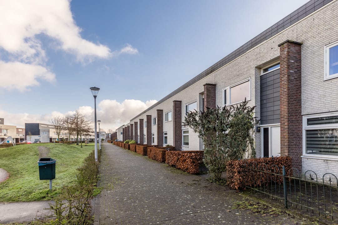 Foto 32 van Santpoortplein 44