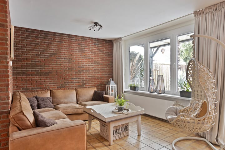 Foto 6 van Vogelslag 48