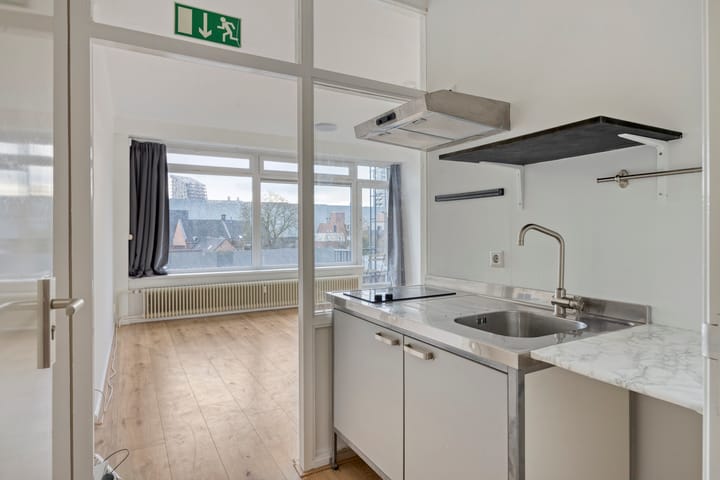 Photo 4 of Spoorlaan 320-08