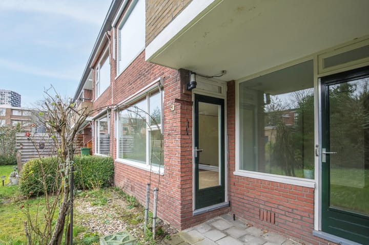 Photo 18 of Paterswoldseweg 464