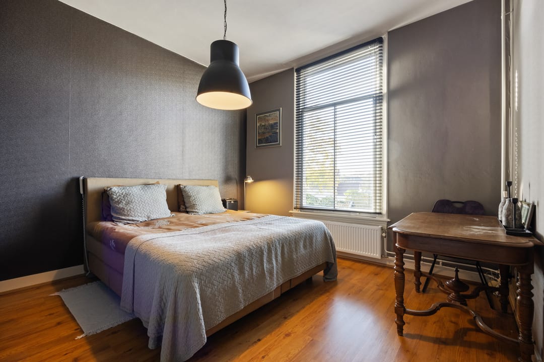 Foto 38 van Spoorstraat 15