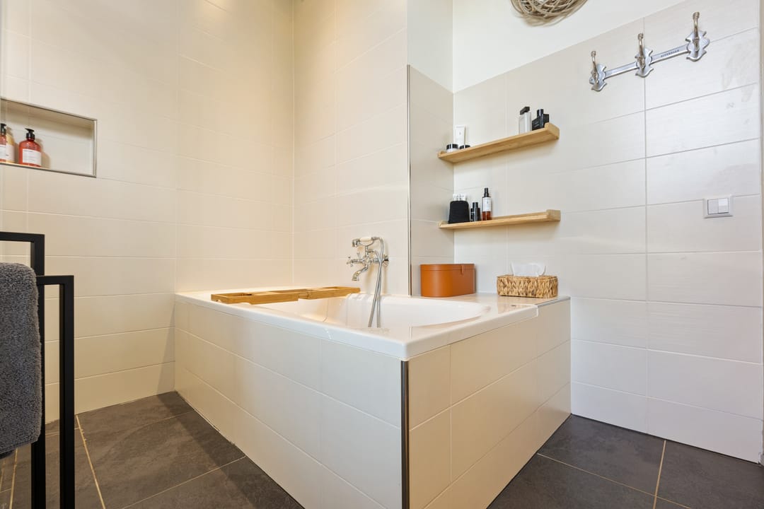 Foto 41 van Spoorstraat 15