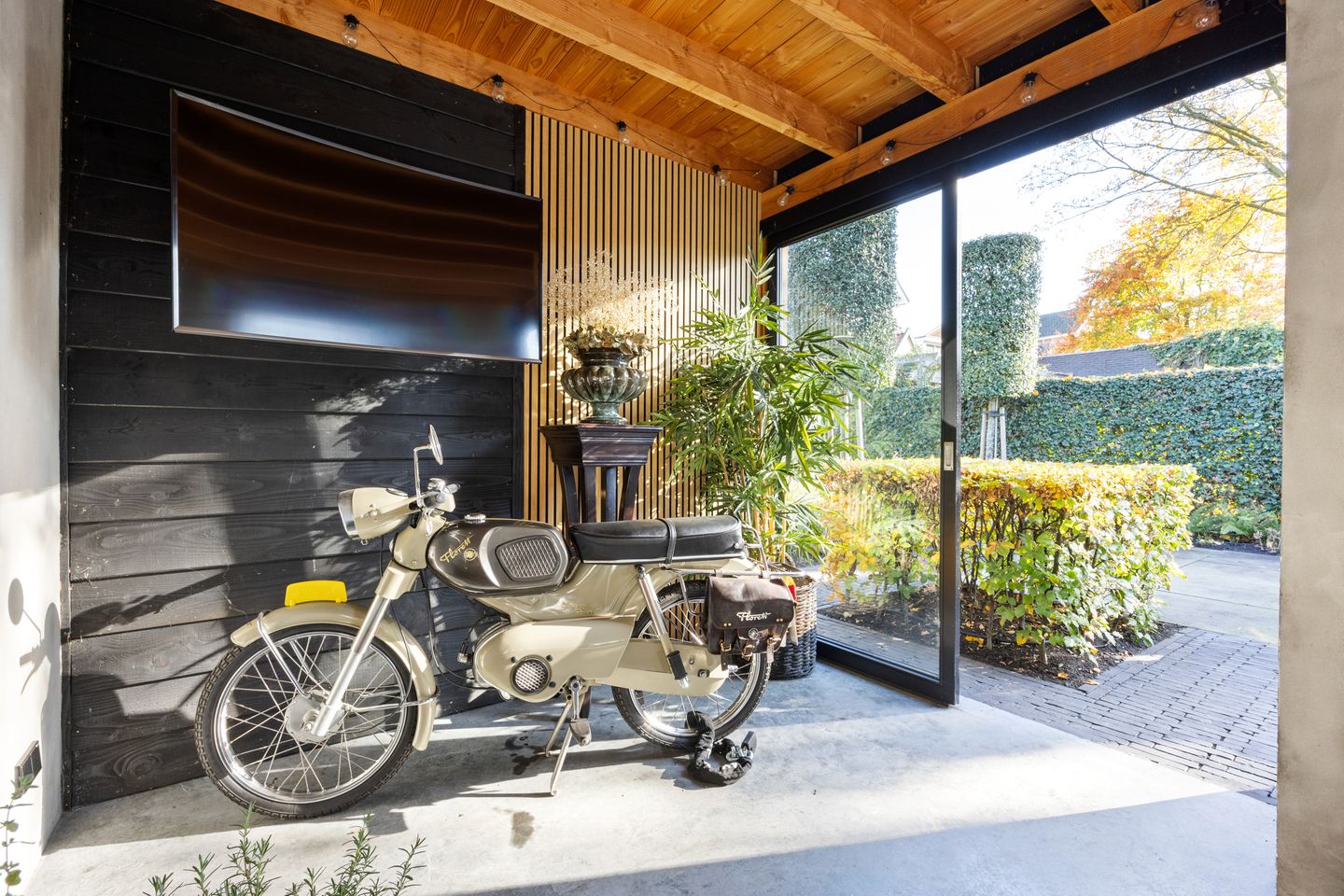 Foto 70 van Spoorstraat 15