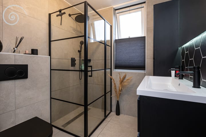 Photo 22 of Botter 9