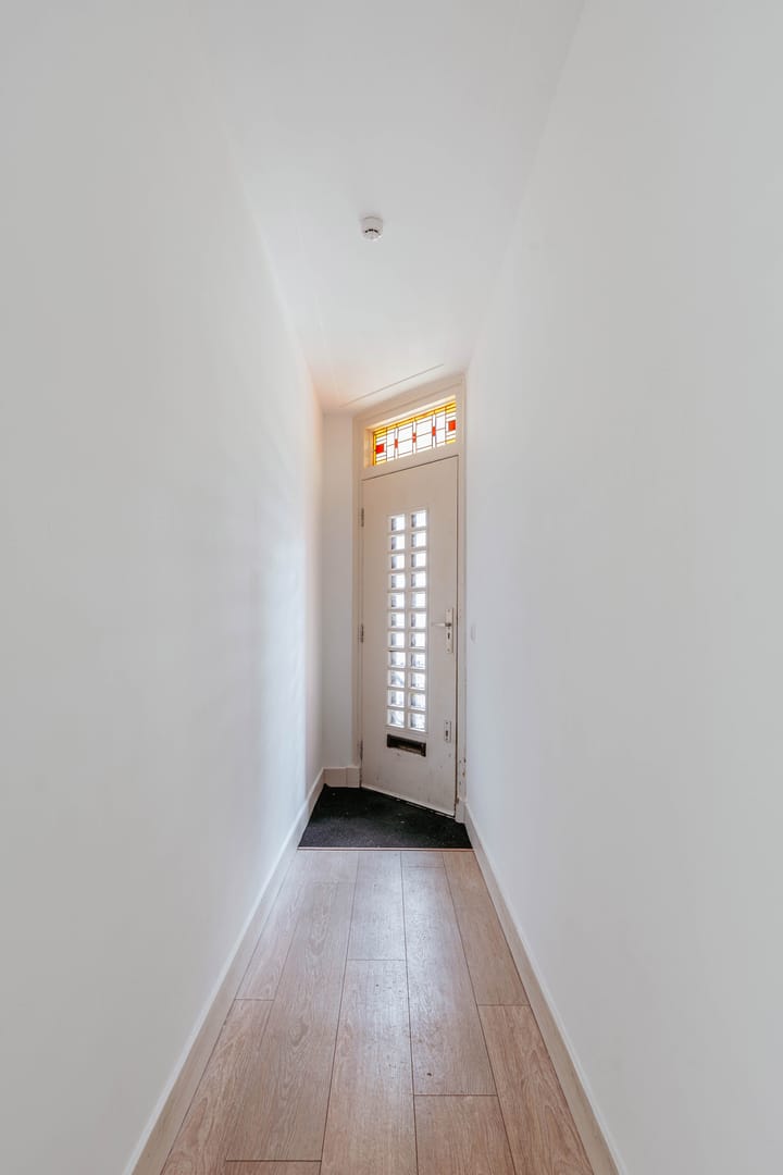 Foto 3 van Van Spilbergenstraat 156-H