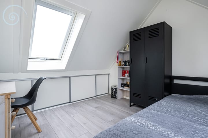 Photo 28 of Botter 9