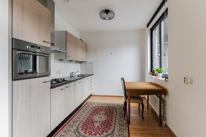 Foto 8 van Buxusplaats 143