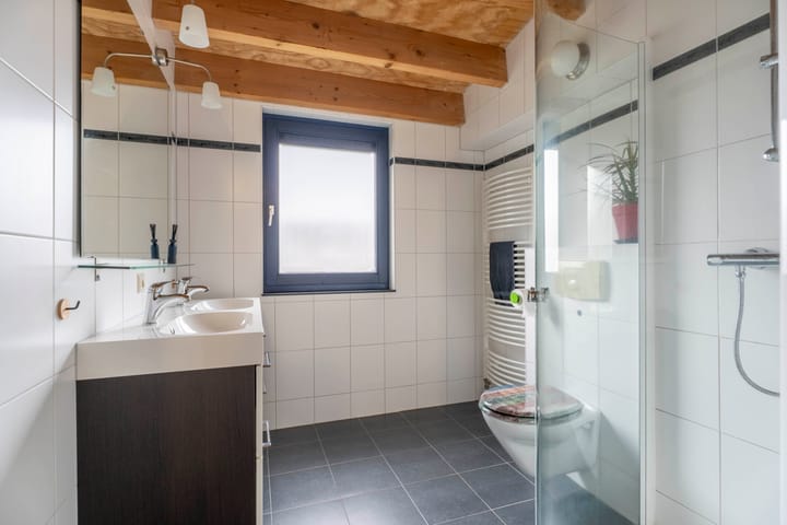 Foto 21 van Julius Röntgenstraat 14