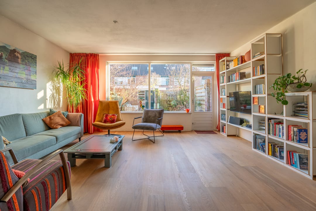 Foto 2 van Purperforel 10