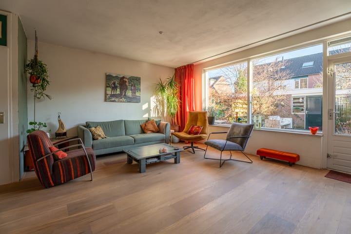 Foto 3 van Purperforel 10