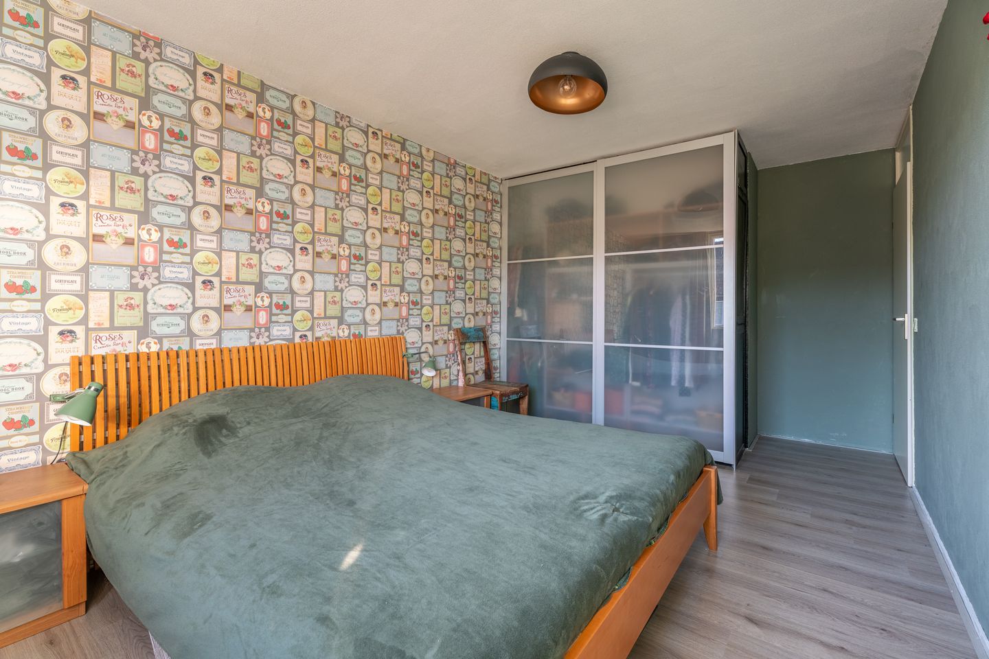 Foto 14 van Purperforel 10