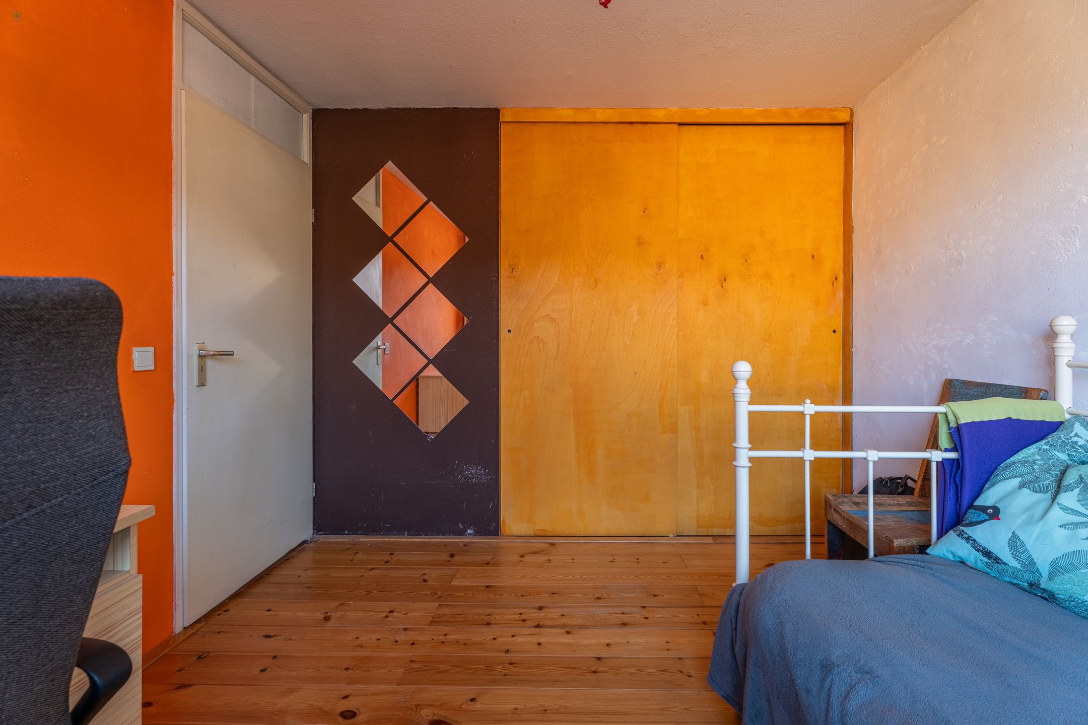 Foto 18 van Purperforel 10