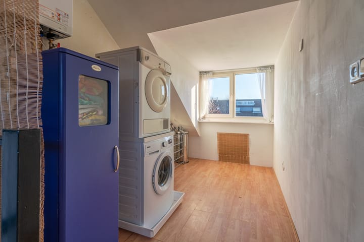 Foto 24 van Purperforel 10