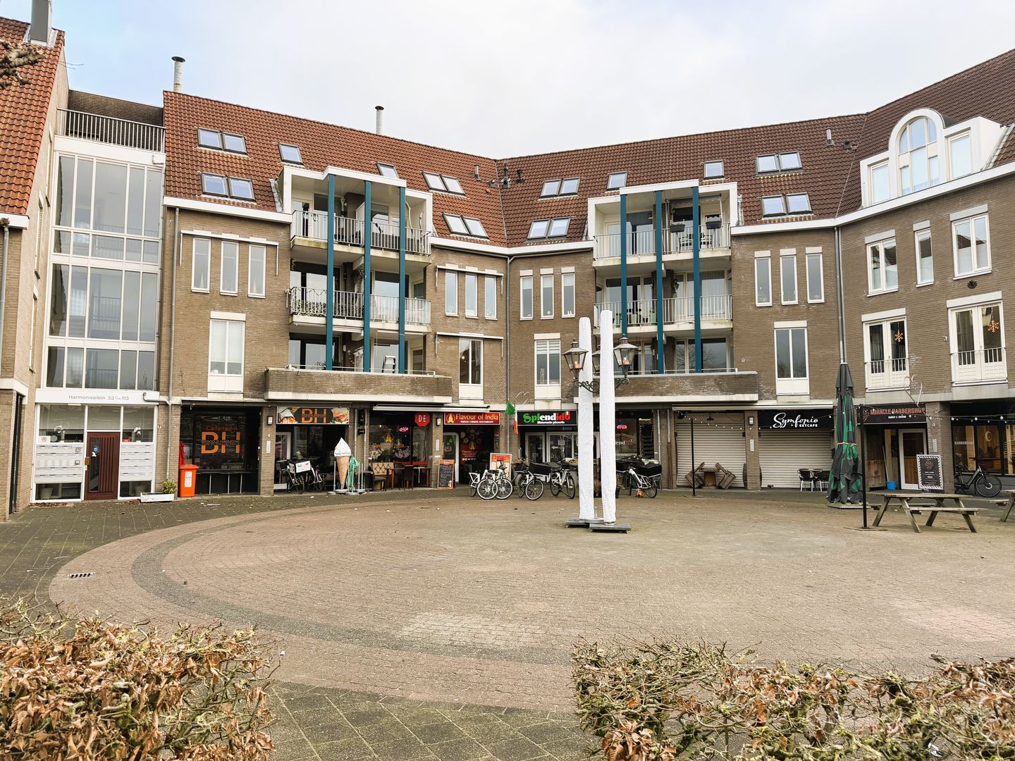 Bekijk foto 1 van Harmonieplein 39